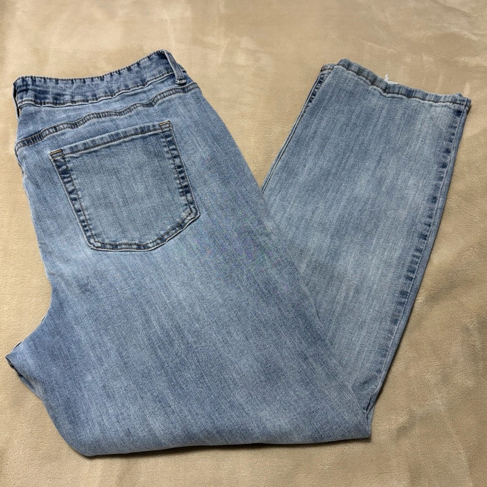 M Jeans by Maurices Light Blue Denim Jeans Slim Straight Mid Rise